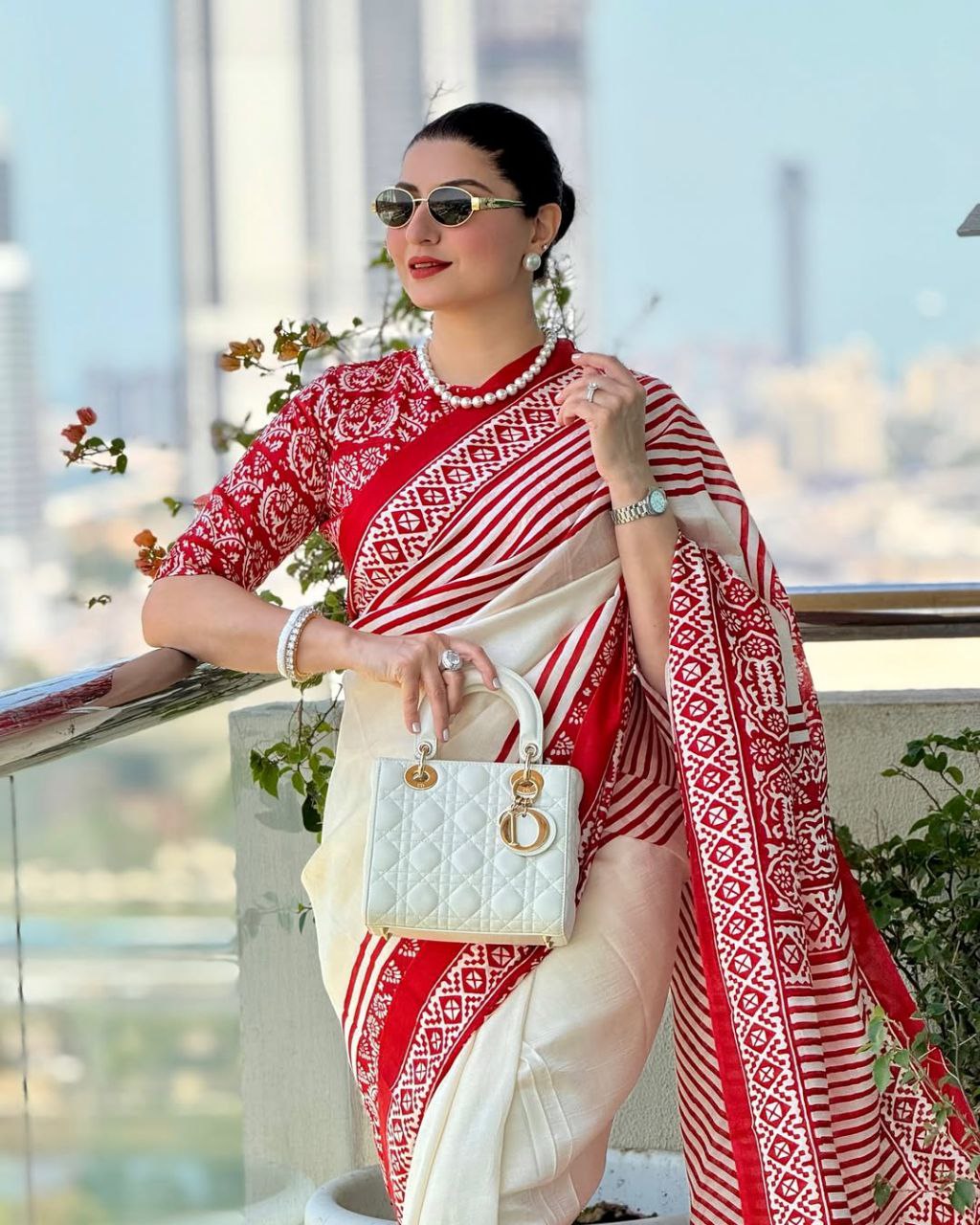 Elegant White &amp; Red Traditional Printed Saree with Ethnic Border