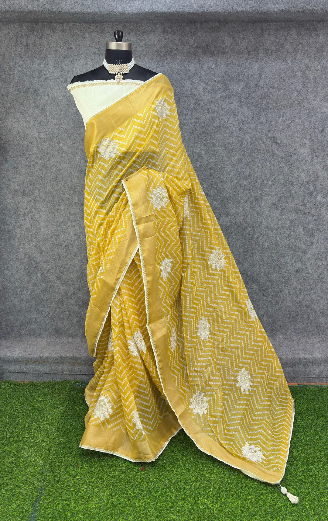 Elegant Yellow &amp; Silver Zigzag Designer Saree with Floral Buti Work