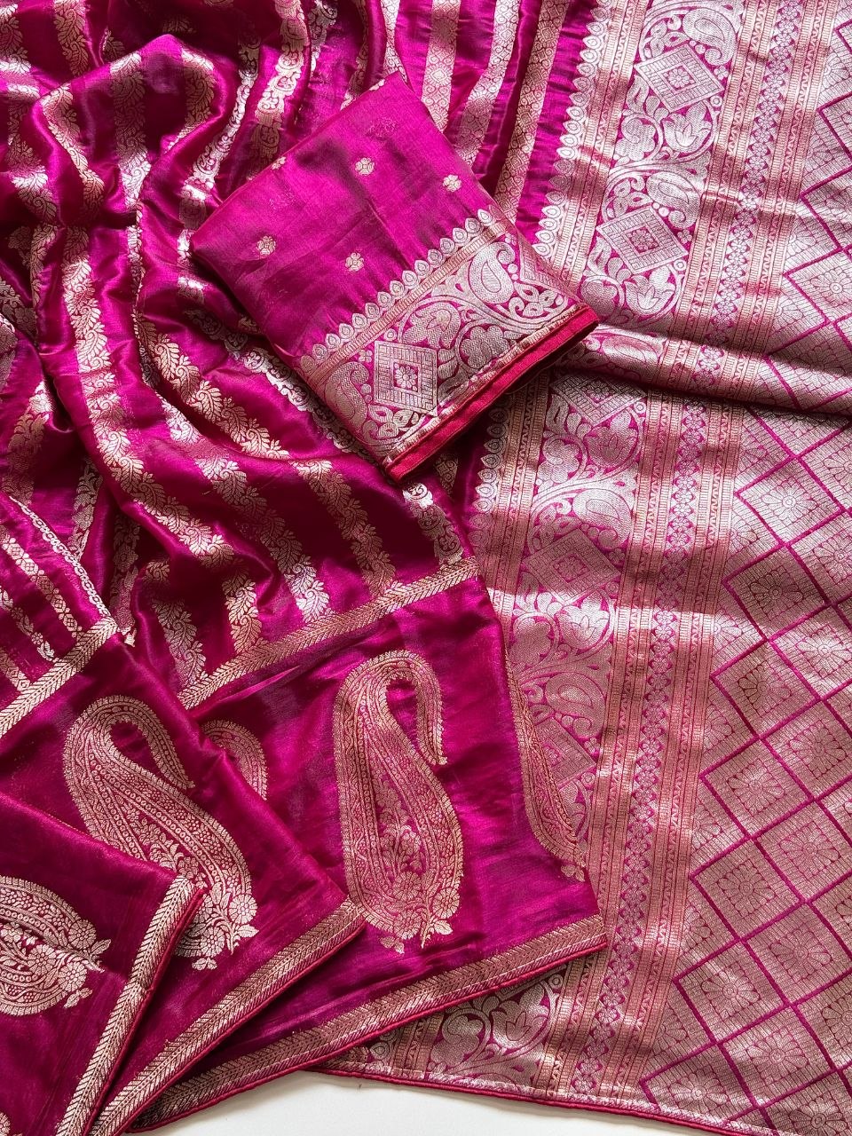 Maharani Amethyst Banarasi Saree - PINK
