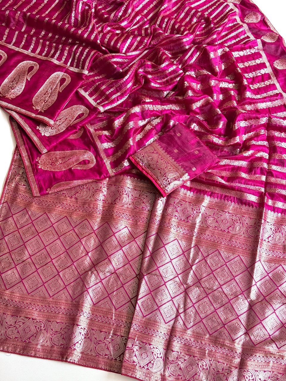 Maharani Amethyst Banarasi Saree - PINK