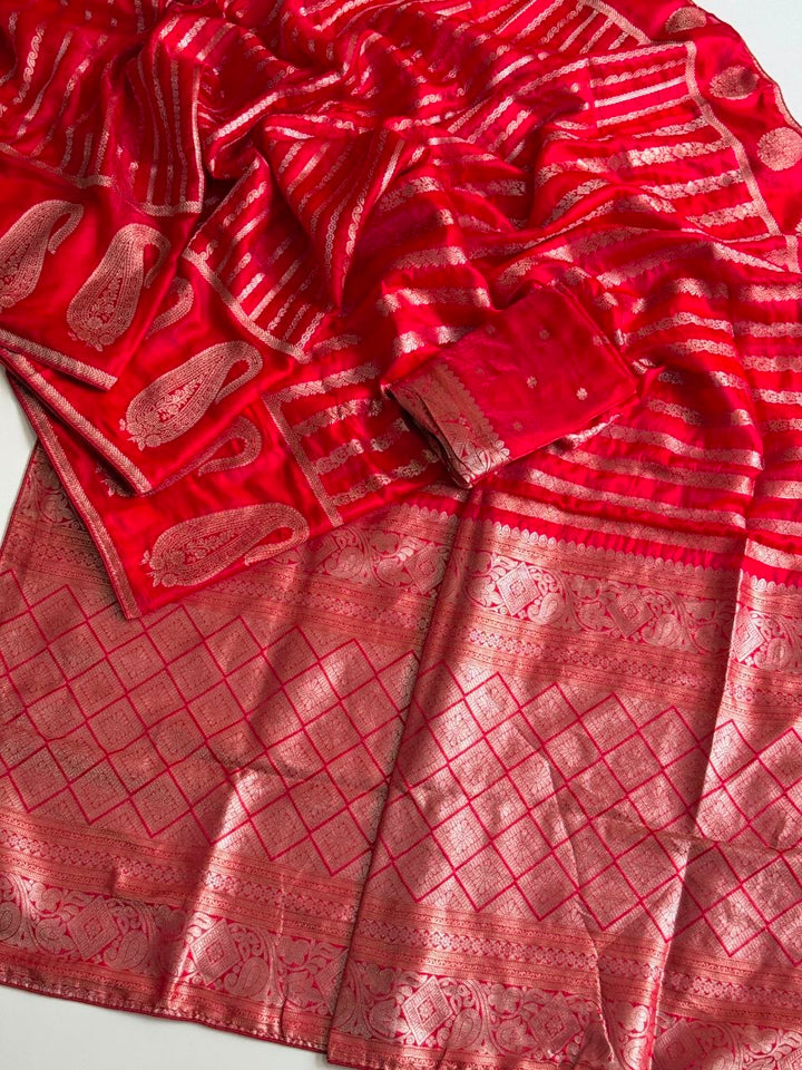 Maharani Amethyst Banarasi Saree - RED