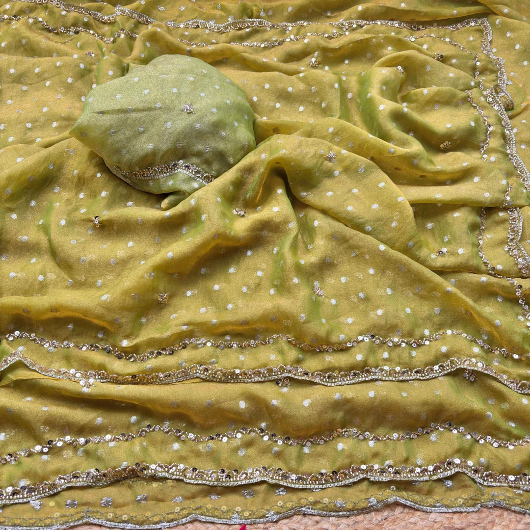 Imperial Butti Beauty Saree  - MAHENDI
