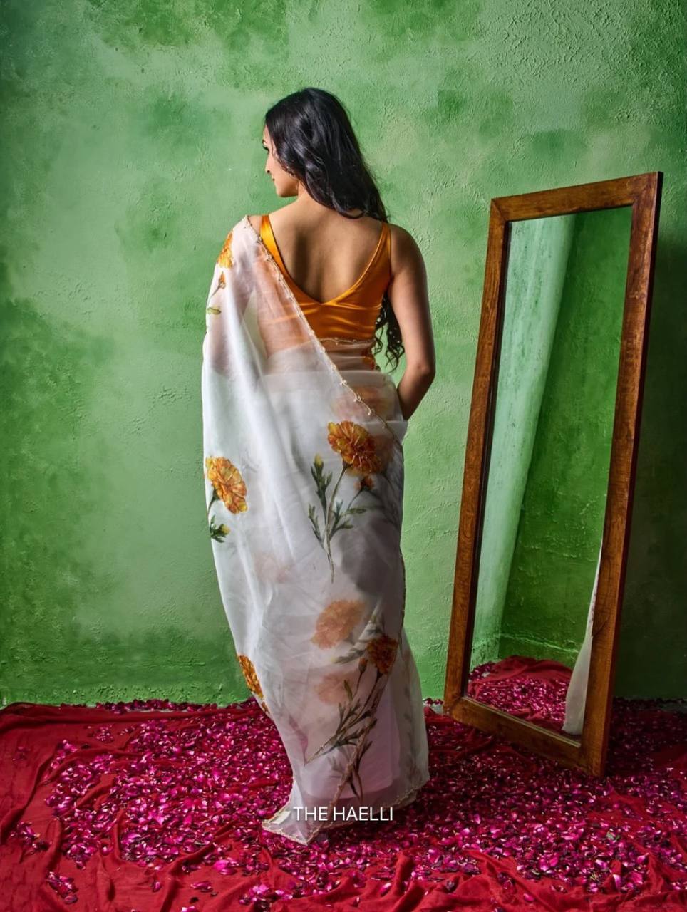 Elegant Floral Printed Tebby Silk Saree with Beads &amp; Katdana Handwork – Designer Party Wear
