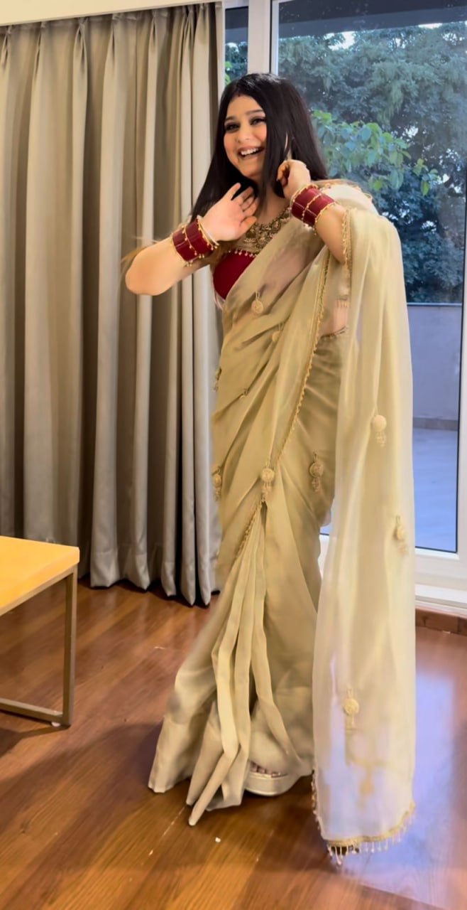 Elegant Fandy Satin Saree with Crystal Moti Lace &amp; Handwork Latkan – WHITE