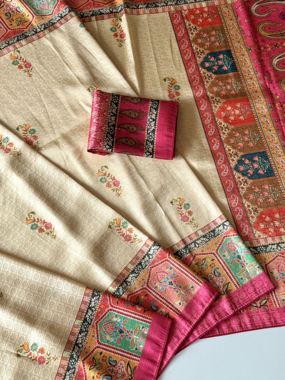 Rajwada Digital Print Saree - PINK &amp; CREAM