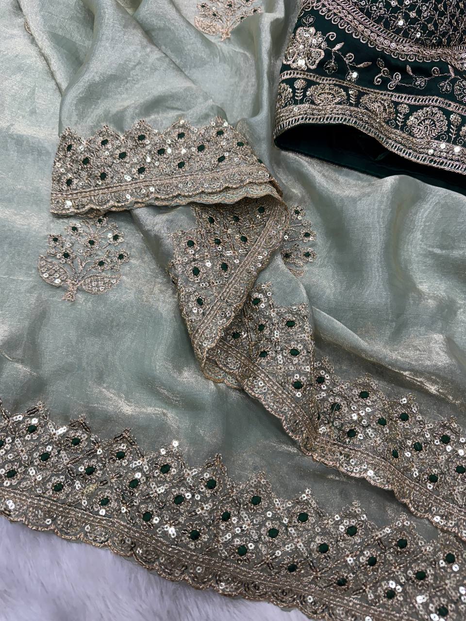 Zarmina Royale Satin Saree- Pista