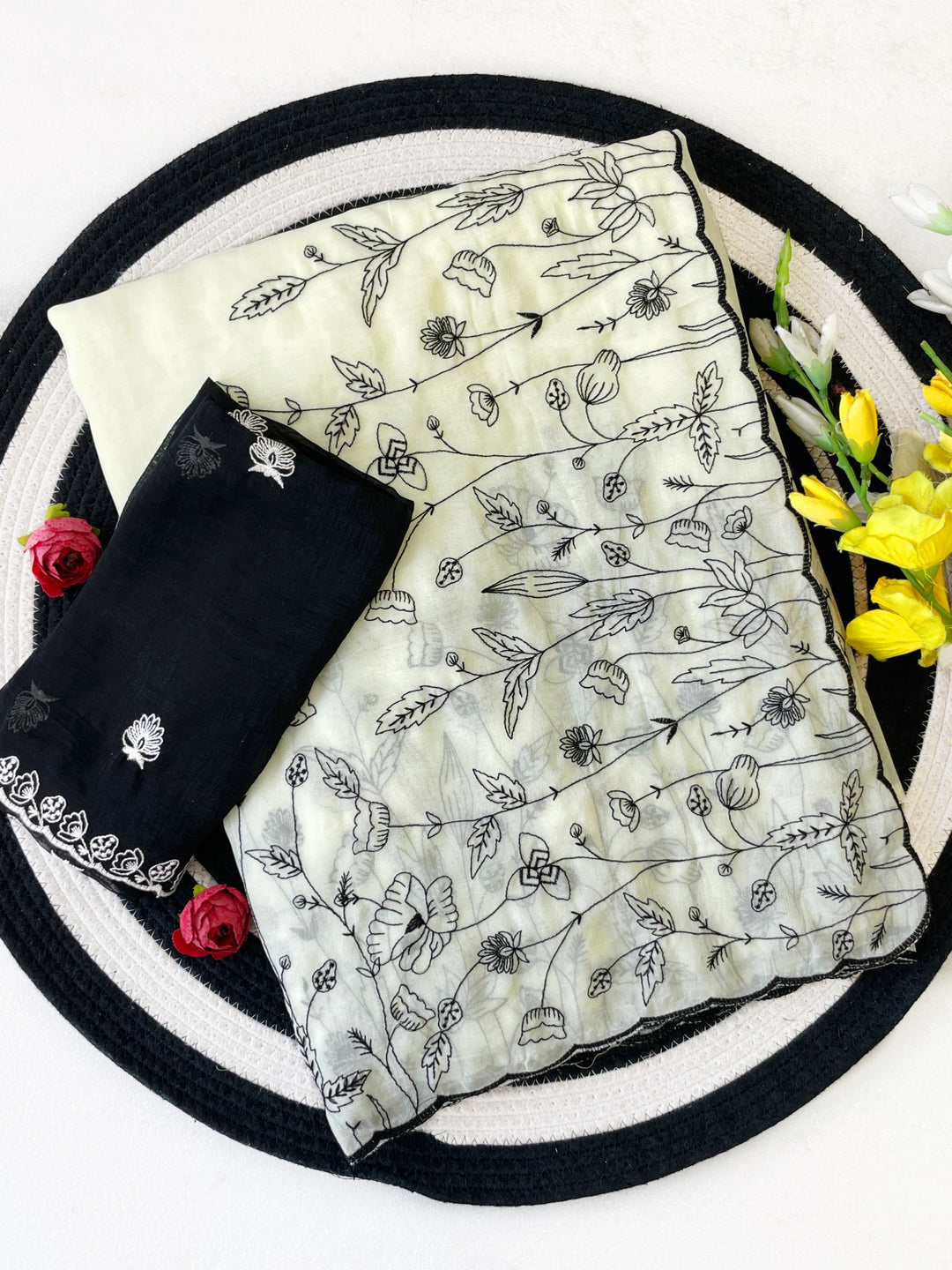 Floral Grace Premium Crunchy Fabric Saree With Rich Thread Embroidery &amp; Designer Pallu