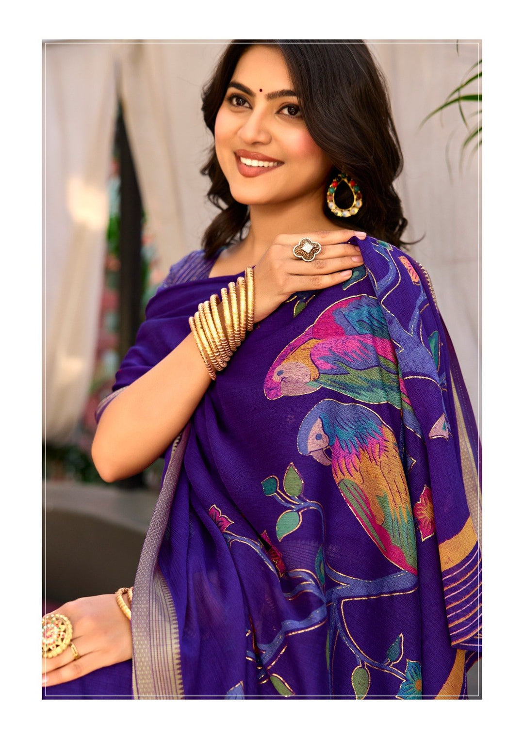 Premium Chinno Viscose Saree with Zari Butti &amp; Parrot Foil Pallu – Elegant Designer Collection