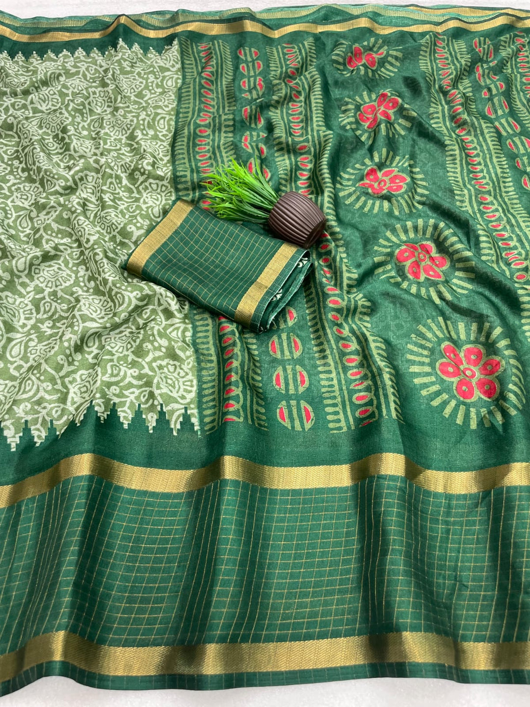 Premium Myrox Bentex Designer Saree - GREEN