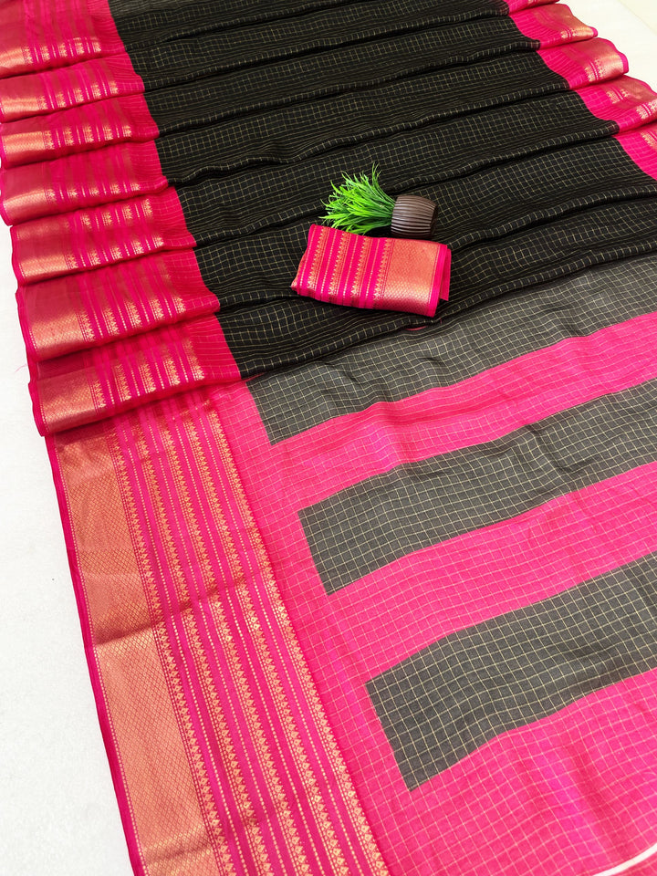 Elegant Two-Tone Premium Dolla Checks Saree With Weaving Jacquard Border - BLACK AND PINK