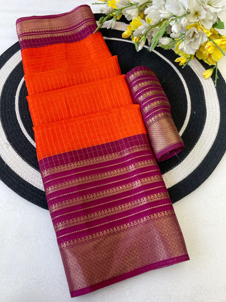 Elegant Two-Tone Premium Dolla Checks Saree With Weaving Jacquard Border - ORANGE AND PINK