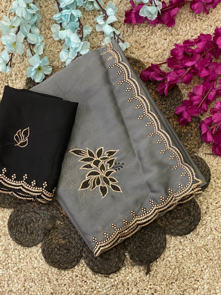 Padmashree Floral Rangoli Saree - Greay