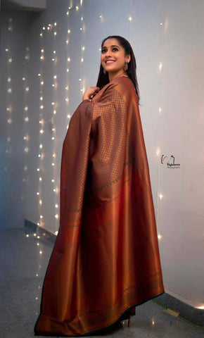 Brown Colour Kanjivaram Woven Silk Saree With Blouse Piece