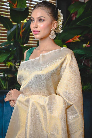 Wedding Wear Kanjivaram Woven Silk Saree With Blouse Piece